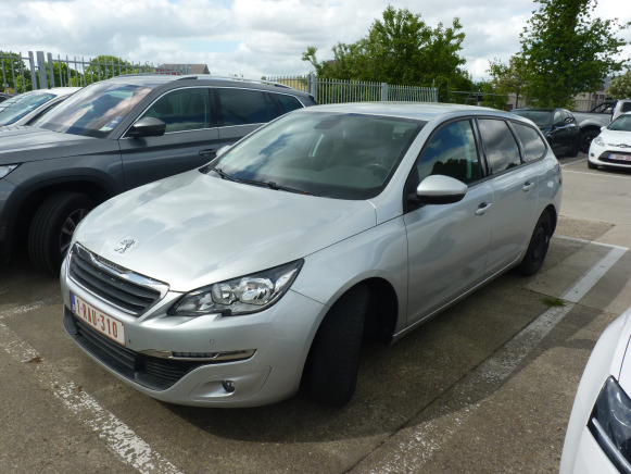 Voiture Peugeot 308 (2016-235.833 km-VIN:VF3LCBHXGS235579) - Mobil: gambar 1 Voiture Peugeot 308 (2016-235.833 km-VIN:VF3LCBHXGS235579) - Mobil: gambar 1