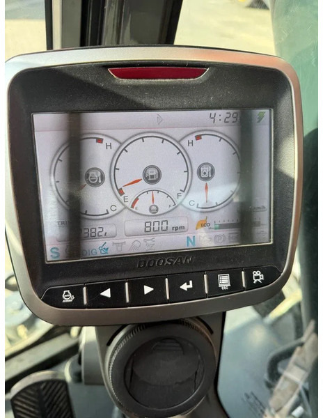 Ekskavator roda Doosan DX140-5 2018: gambar 19 Ekskavator roda Doosan DX140-5 2018: gambar 19