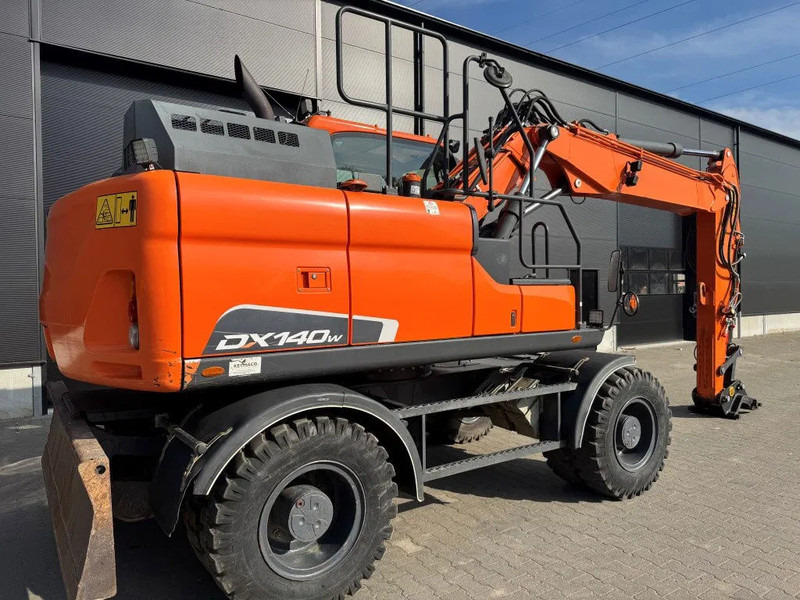 Ekskavator roda Doosan DX140-5 2018: gambar 8 Ekskavator roda Doosan DX140-5 2018: gambar 8
