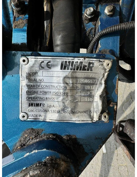 IHI 12 - Ekskavator mini: gambar 4 IHI 12 - Ekskavator mini: gambar 4