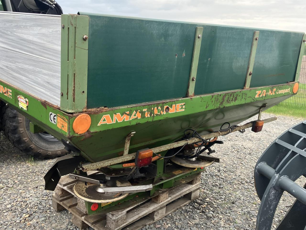 Amazone ZA-M 1000 Comp. - Penyebar pupuk: gambar 4 Amazone ZA-M 1000 Comp. - Penyebar pupuk: gambar 4