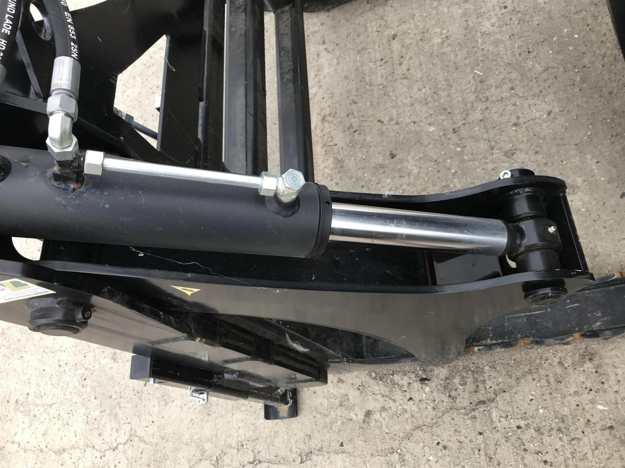 Bressel Poltergabel - Pemuat depan untuk traktor: gambar 5 Bressel Poltergabel - Pemuat depan untuk traktor: gambar 5