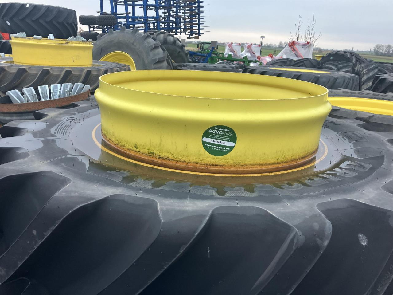 Bridgestone 600/65R34 - Ban untuk Peralatan pertanian: gambar 2 Bridgestone 600/65R34 - Ban untuk Peralatan pertanian: gambar 2