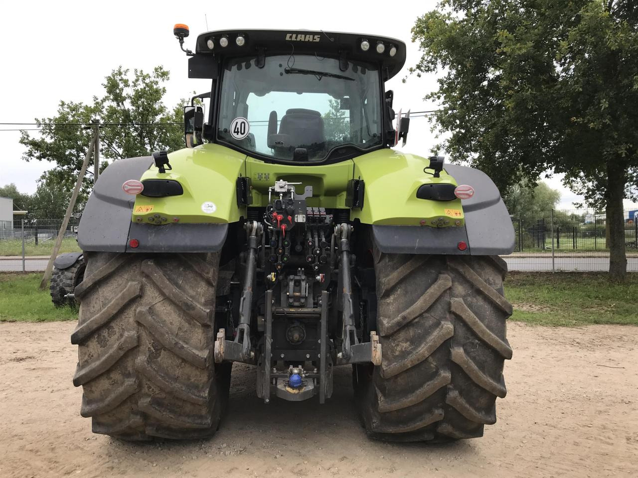 CLAAS Axion 920 - Traktor: gambar 5 CLAAS Axion 920 - Traktor: gambar 5
