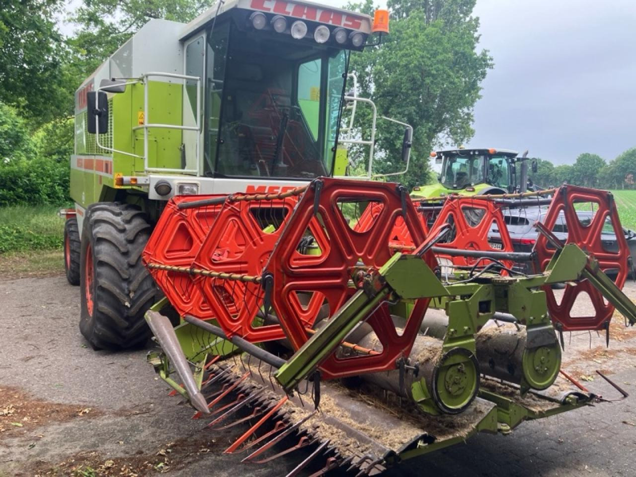 CLAAS Dominator 218 Mega - Pemanen gabungan: gambar 2 CLAAS Dominator 218 Mega - Pemanen gabungan: gambar 2