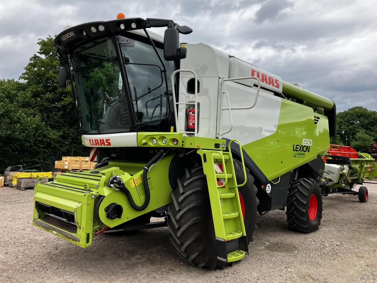 CLAAS Lexion 650 - Pemanen gabungan: gambar 1 CLAAS Lexion 650 - Pemanen gabungan: gambar 1