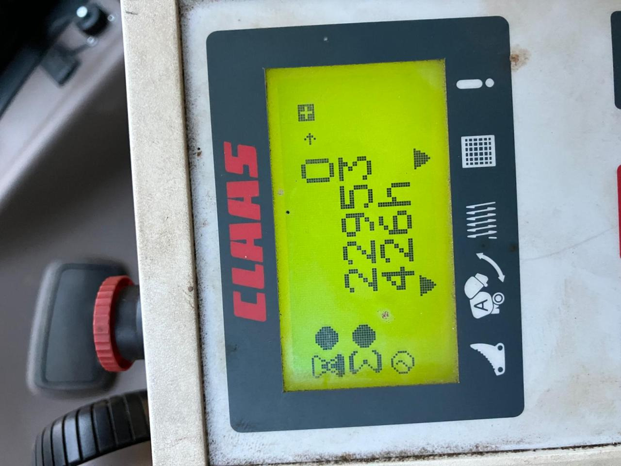 CLAAS Rollant 255 - Baler bulat: gambar 4 CLAAS Rollant 255 - Baler bulat: gambar 4