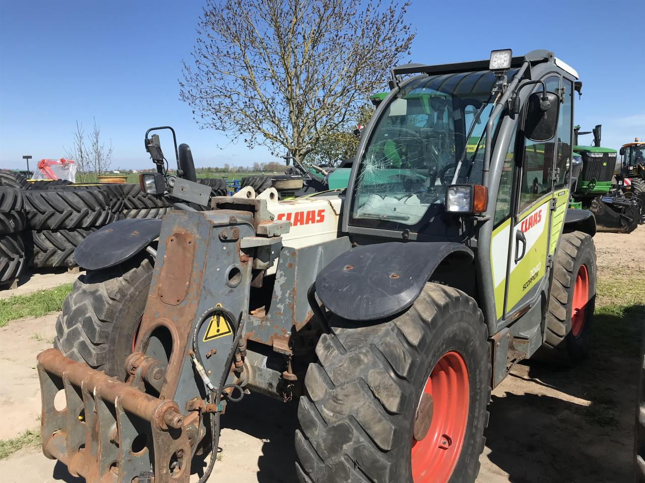 CLAAS Scorpion 7040 - Telehandler: gambar 1 CLAAS Scorpion 7040 - Telehandler: gambar 1