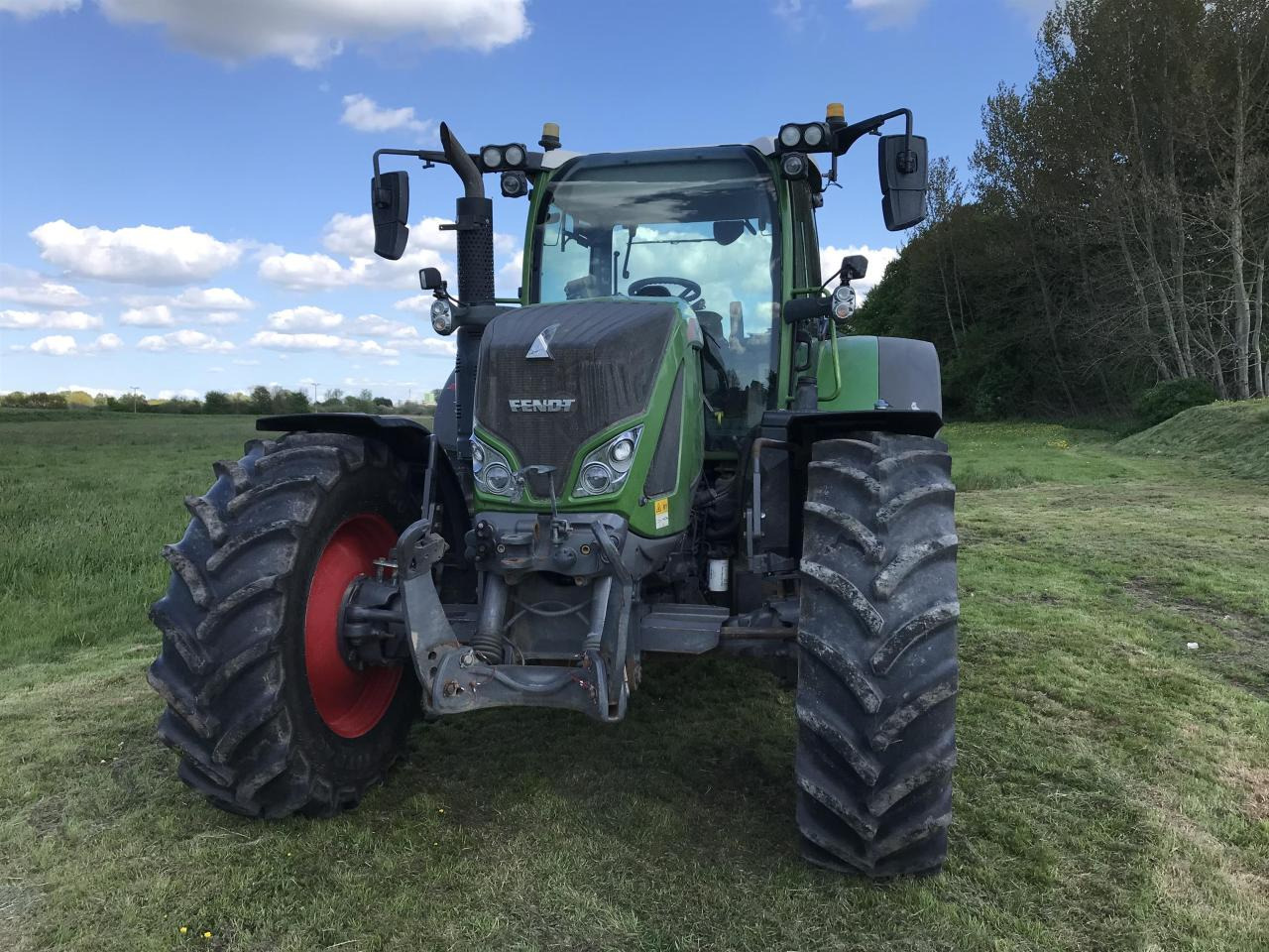 Fendt 724 Vario - Traktor: gambar 3 Fendt 724 Vario - Traktor: gambar 3