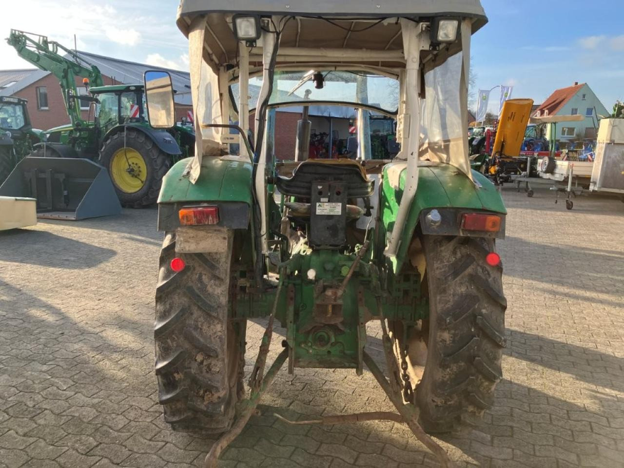 John Deere 1020 - Traktor: gambar 4 John Deere 1020 - Traktor: gambar 4