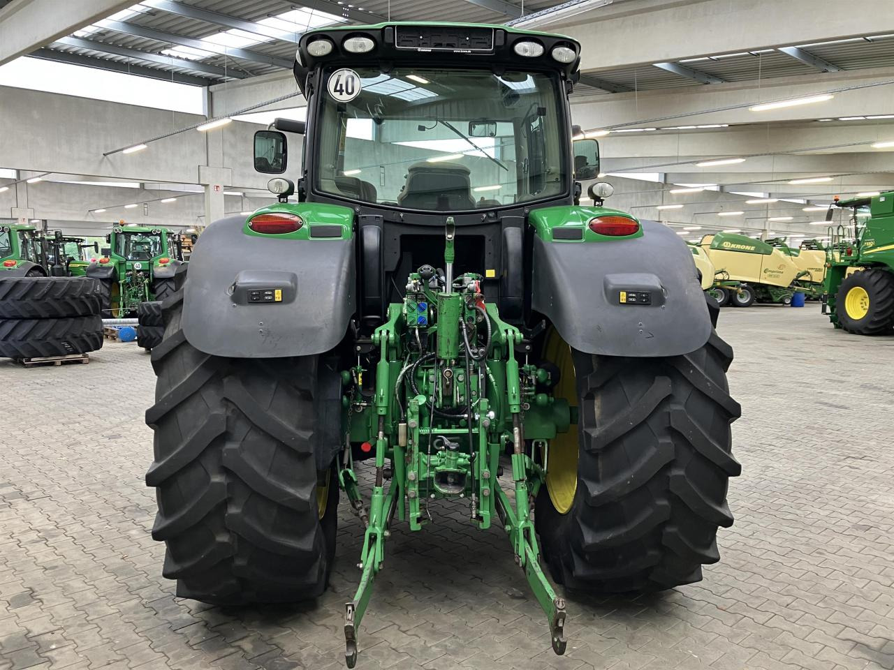 John Deere 6170R - Traktor: gambar 5 John Deere 6170R - Traktor: gambar 5