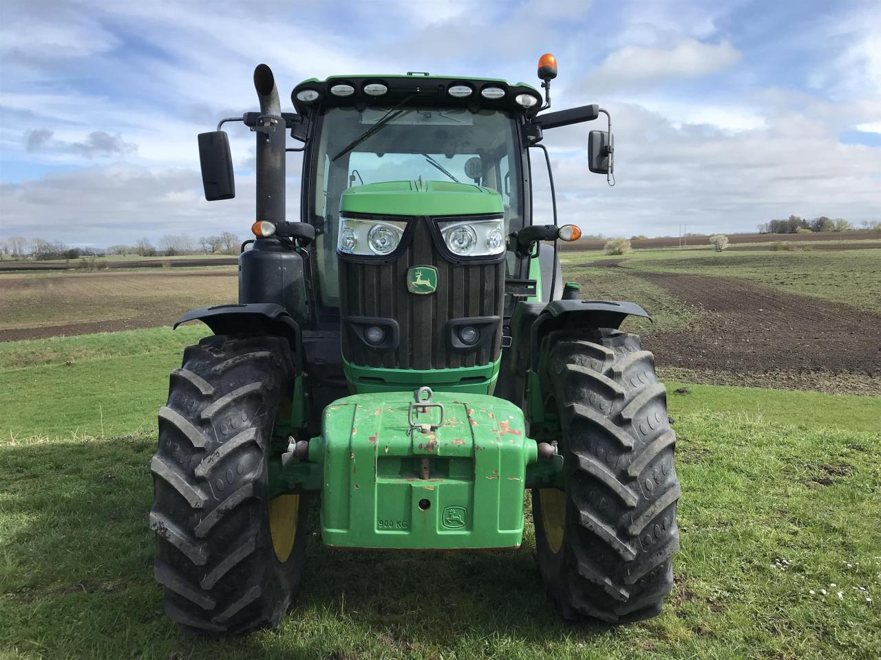 John Deere 6195R - Traktor: gambar 3 John Deere 6195R - Traktor: gambar 3