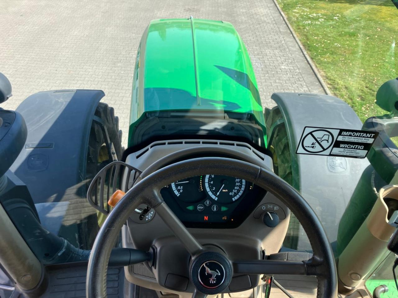Traktor John Deere 6250R: gambar 20