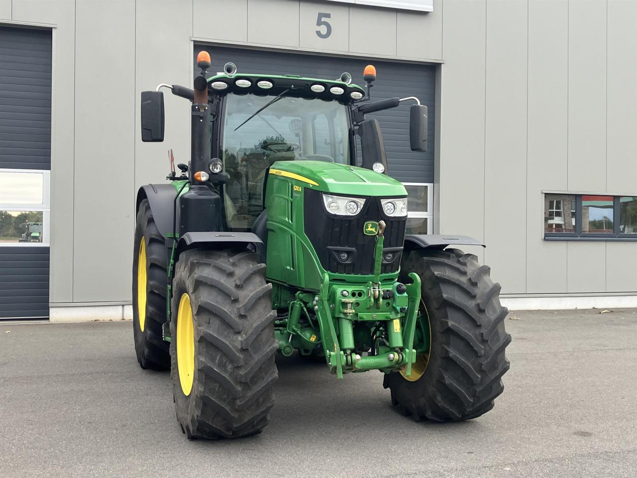 John Deere 6250R - Traktor: gambar 3 John Deere 6250R - Traktor: gambar 3