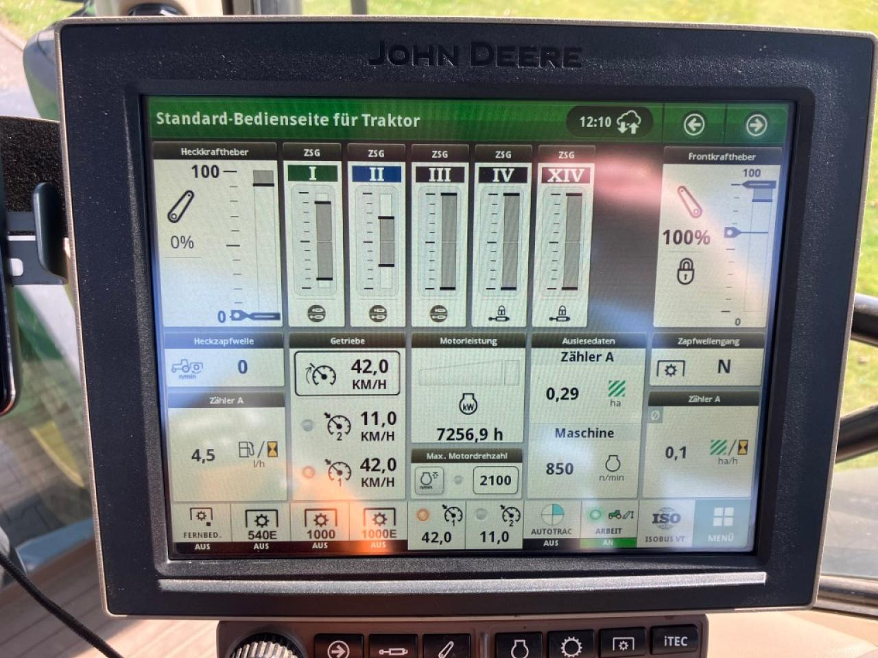 Traktor John Deere 6250R: gambar 24
