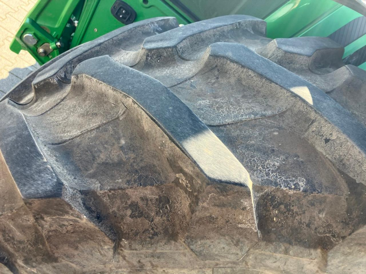 Traktor John Deere 6250R: gambar 9