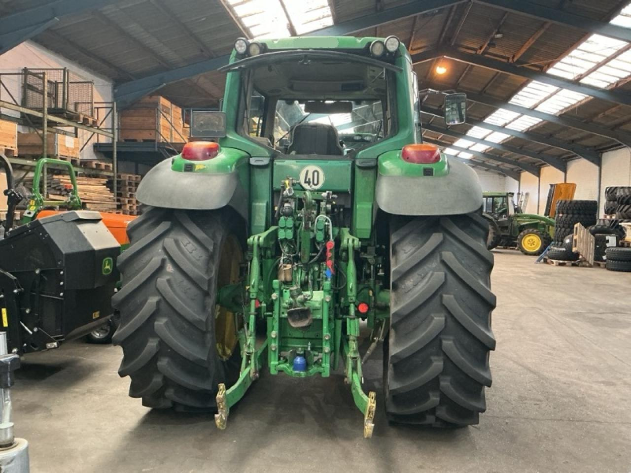 John Deere 6820 - Traktor: gambar 3 John Deere 6820 - Traktor: gambar 3