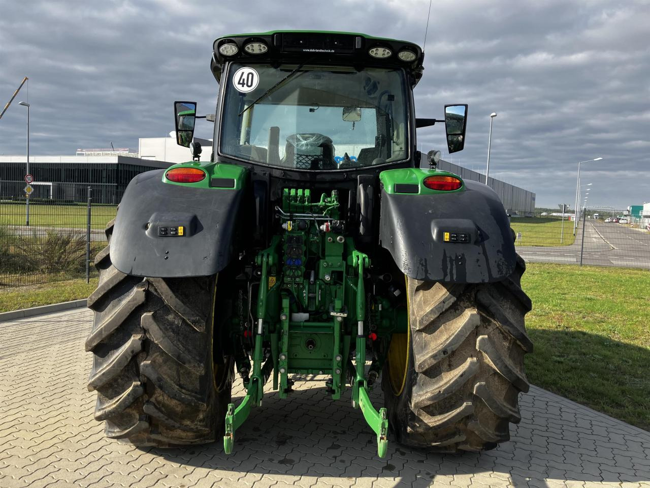 John Deere 6R 185 - Traktor: gambar 5 John Deere 6R 185 - Traktor: gambar 5