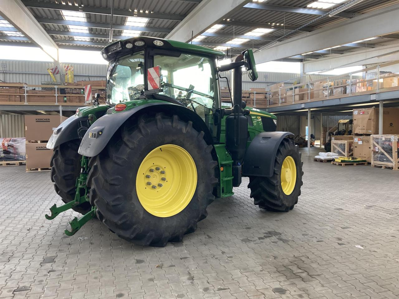 John Deere 6R 185 - Traktor: gambar 5 John Deere 6R 185 - Traktor: gambar 5