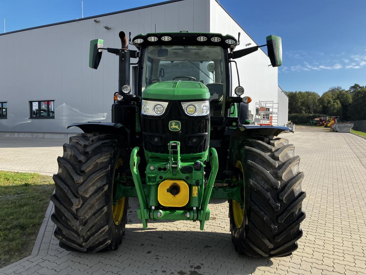 John Deere 6R 185 - Traktor: gambar 3 John Deere 6R 185 - Traktor: gambar 3