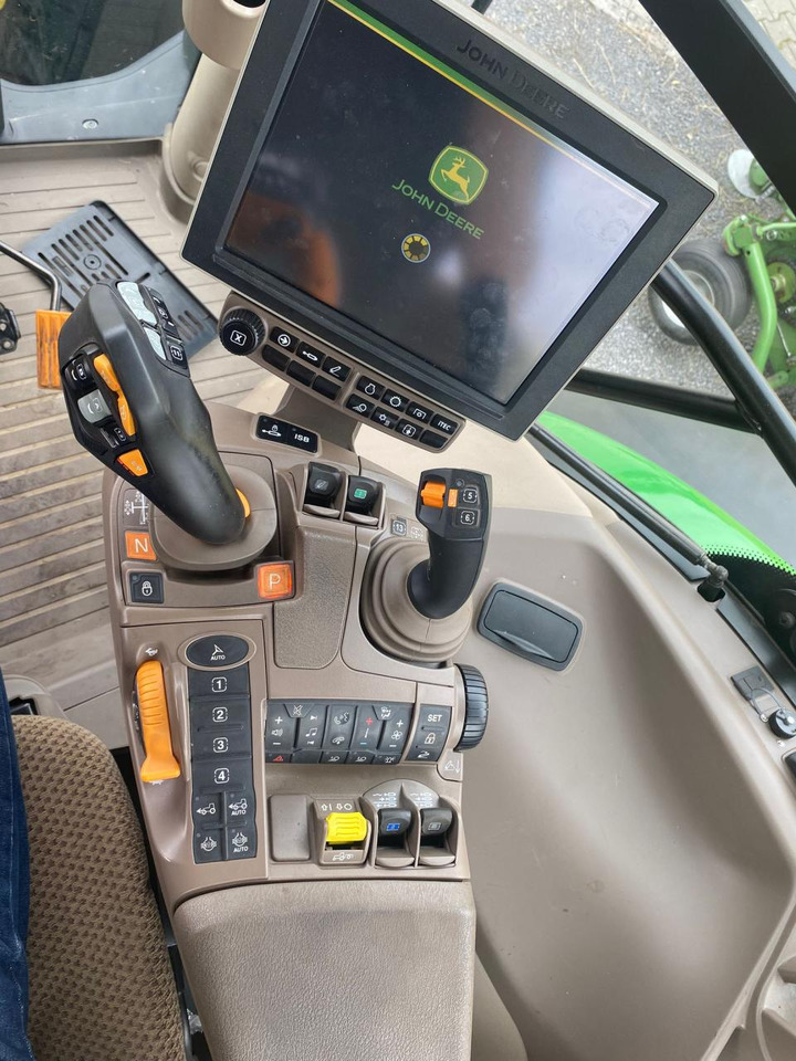 John Deere 6R 185 - Traktor: gambar 4 John Deere 6R 185 - Traktor: gambar 4