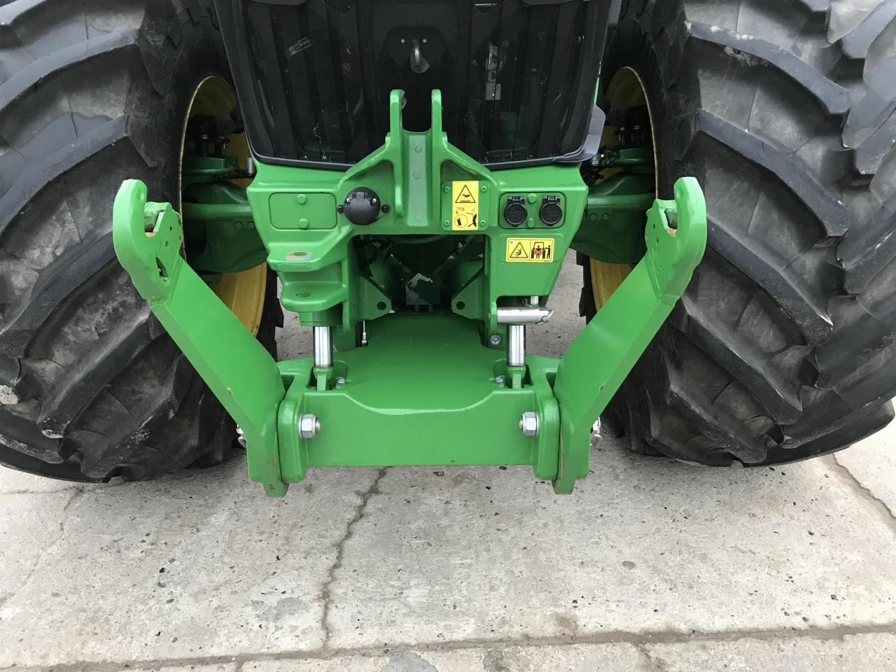 John Deere 7R 310 - Traktor: gambar 4 John Deere 7R 310 - Traktor: gambar 4