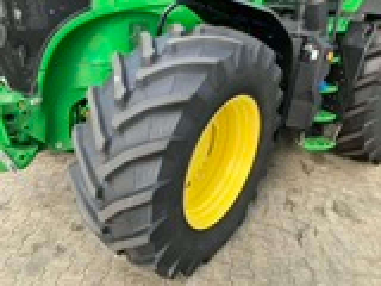 John Deere 7R 330 - Traktor: gambar 3 John Deere 7R 330 - Traktor: gambar 3
