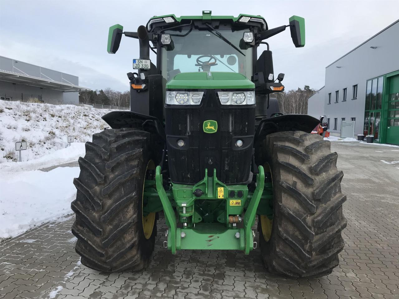 John Deere 7R 330 - Traktor: gambar 3 John Deere 7R 330 - Traktor: gambar 3