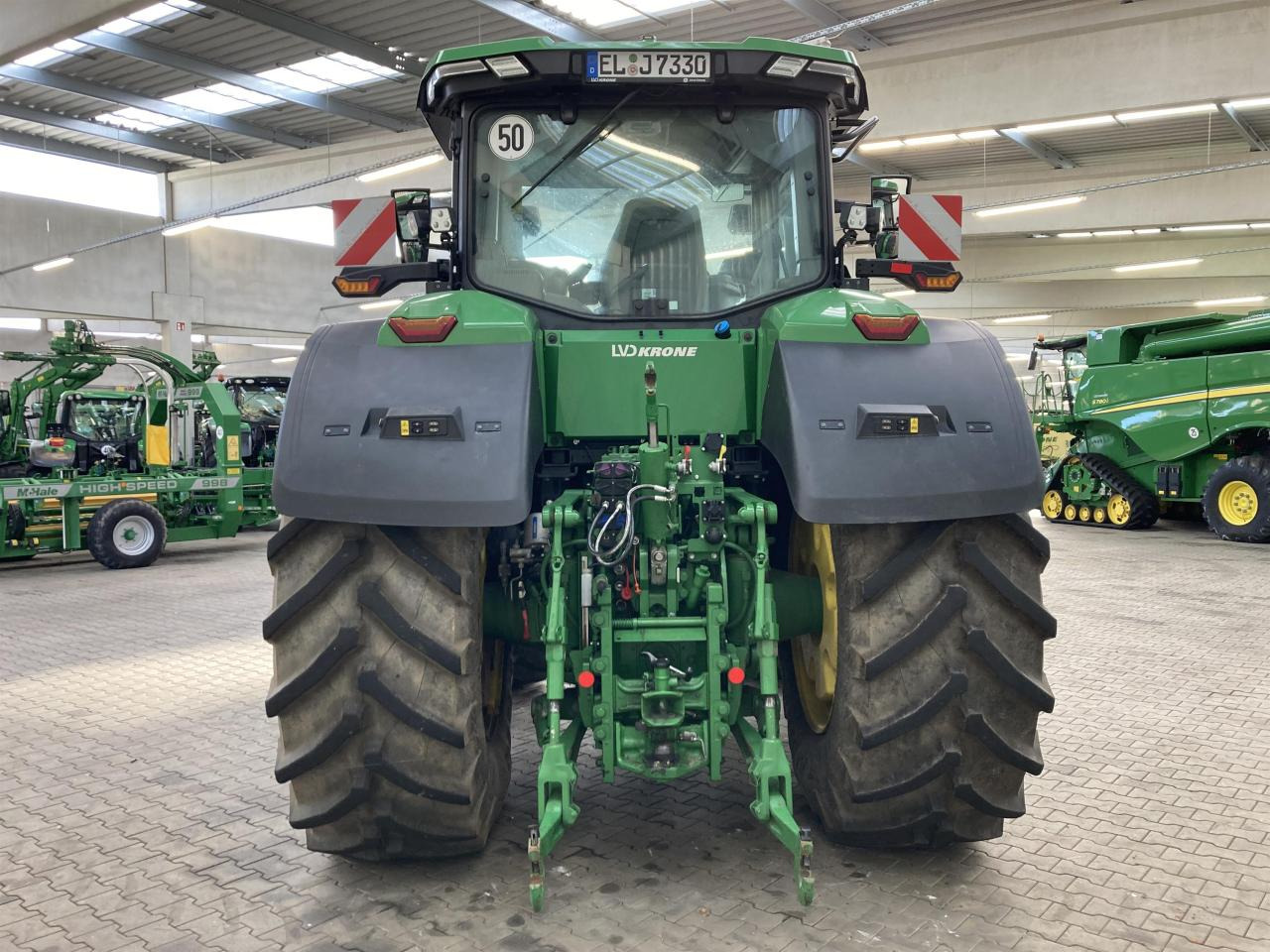 Traktor John Deere 7R 330: gambar 6