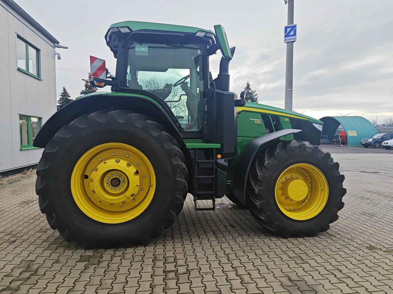 John Deere 7R 330 - Traktor: gambar 2 John Deere 7R 330 - Traktor: gambar 2