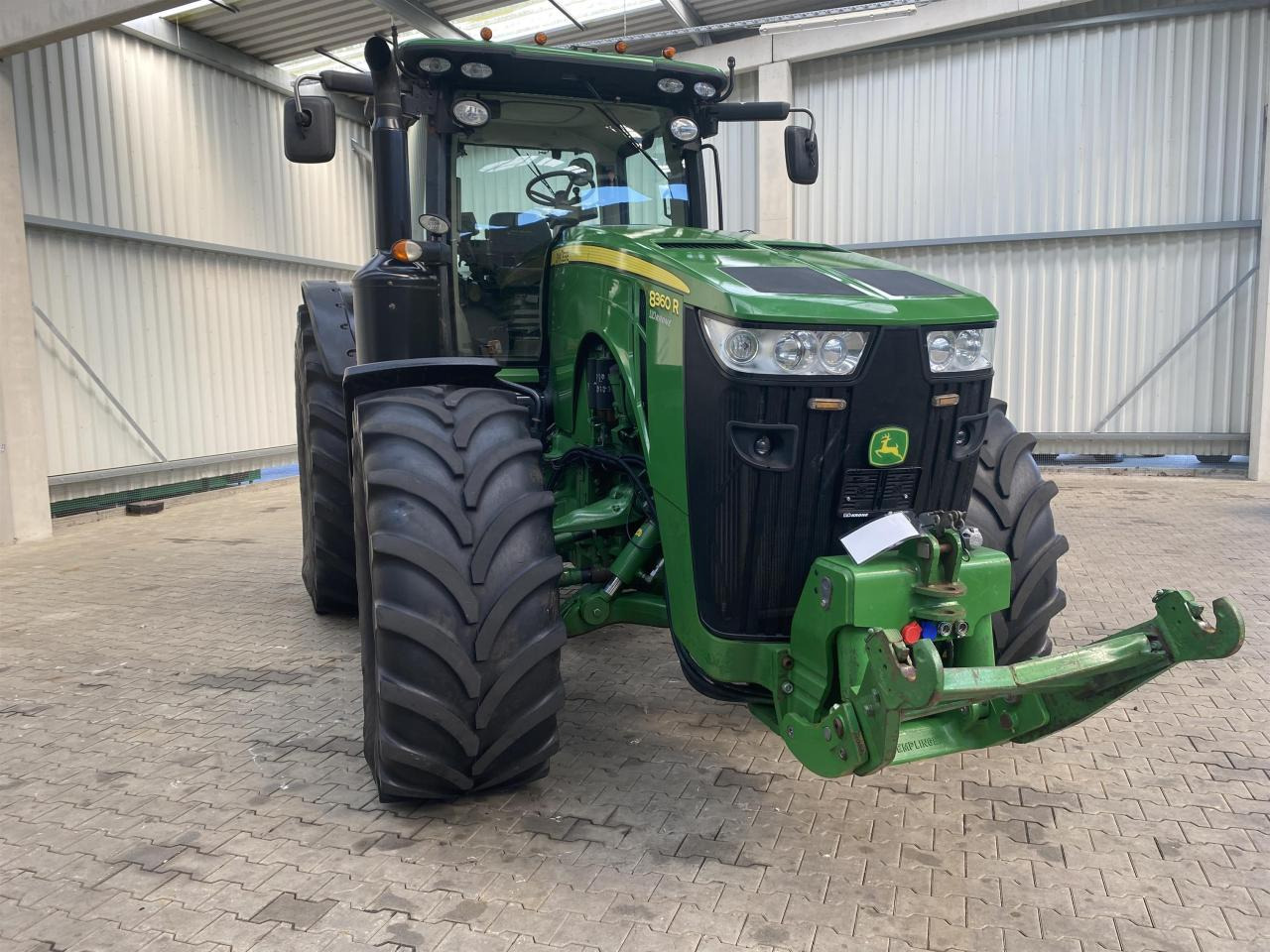 John Deere 8360R - Traktor: gambar 4 John Deere 8360R - Traktor: gambar 4