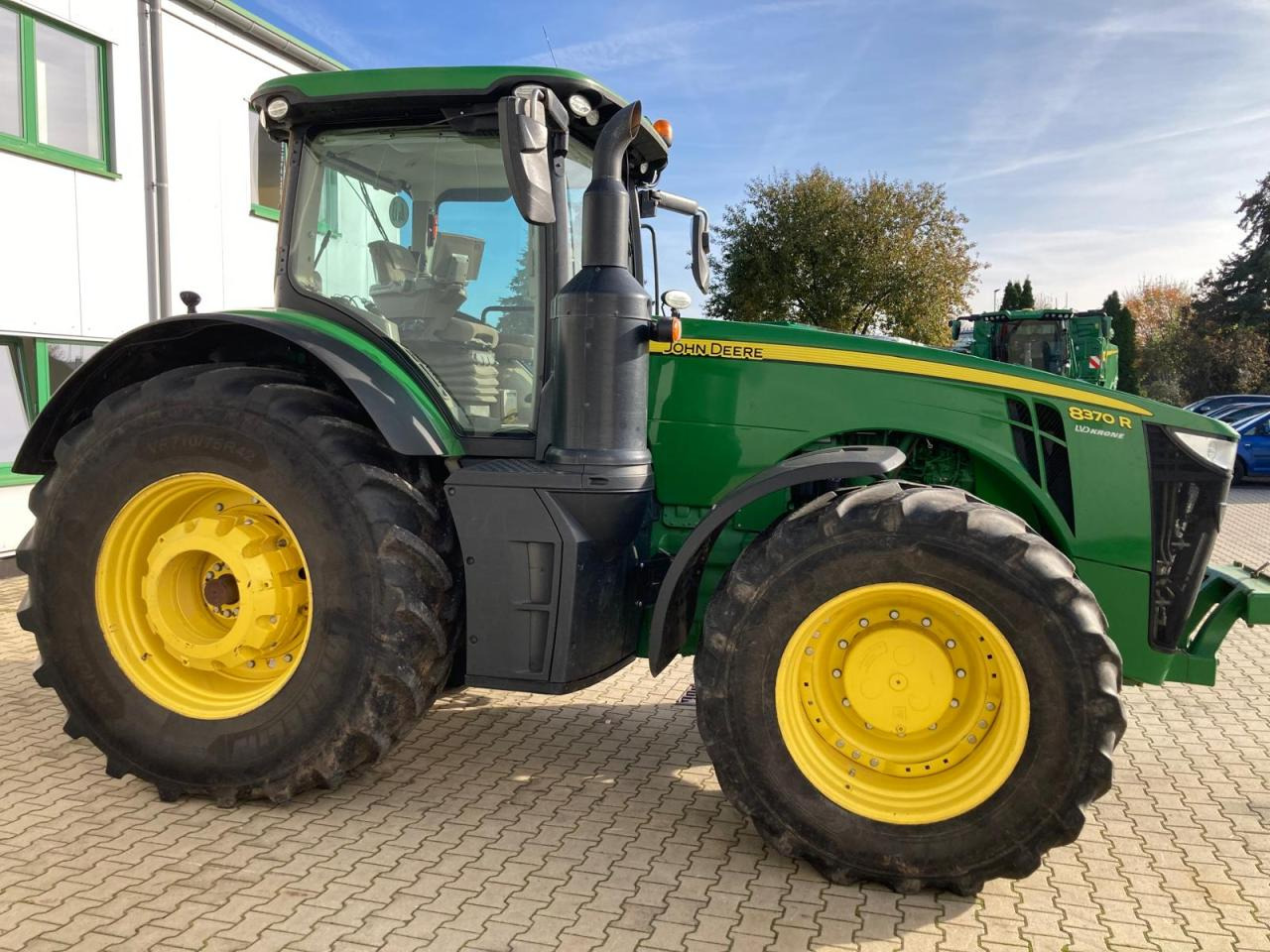 John Deere 8370R - Traktor: gambar 4 John Deere 8370R - Traktor: gambar 4