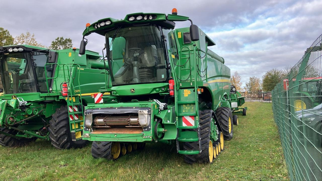 John Deere S680 - Pemanen gabungan: gambar 4 John Deere S680 - Pemanen gabungan: gambar 4
