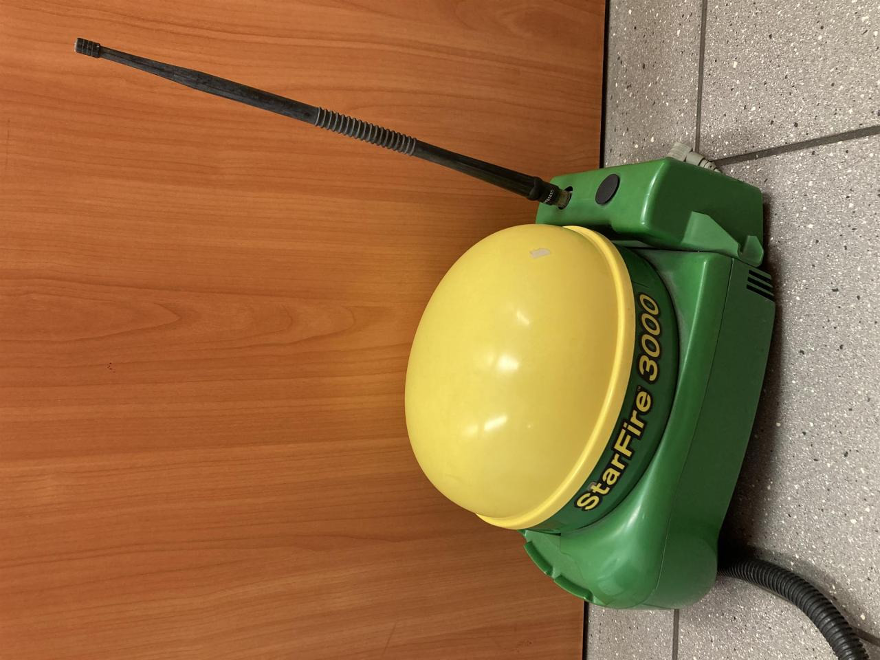 John Deere SF3000 - Sistem navigasi untuk Peralatan pertanian: gambar 2 John Deere SF3000 - Sistem navigasi untuk Peralatan pertanian: gambar 2