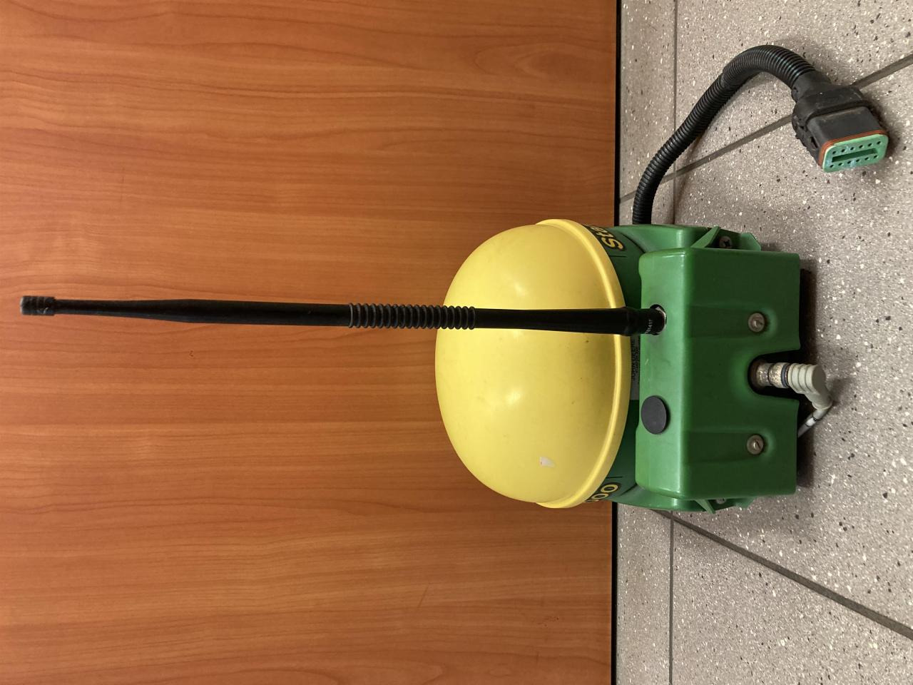 John Deere SF3000 - Sistem navigasi untuk Peralatan pertanian: gambar 3 John Deere SF3000 - Sistem navigasi untuk Peralatan pertanian: gambar 3