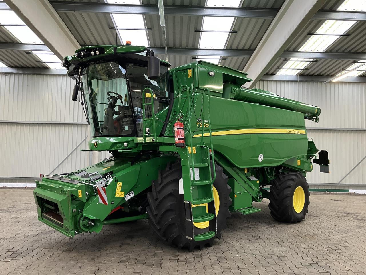 John Deere T560 - Pemanen gabungan: gambar 3 John Deere T560 - Pemanen gabungan: gambar 3