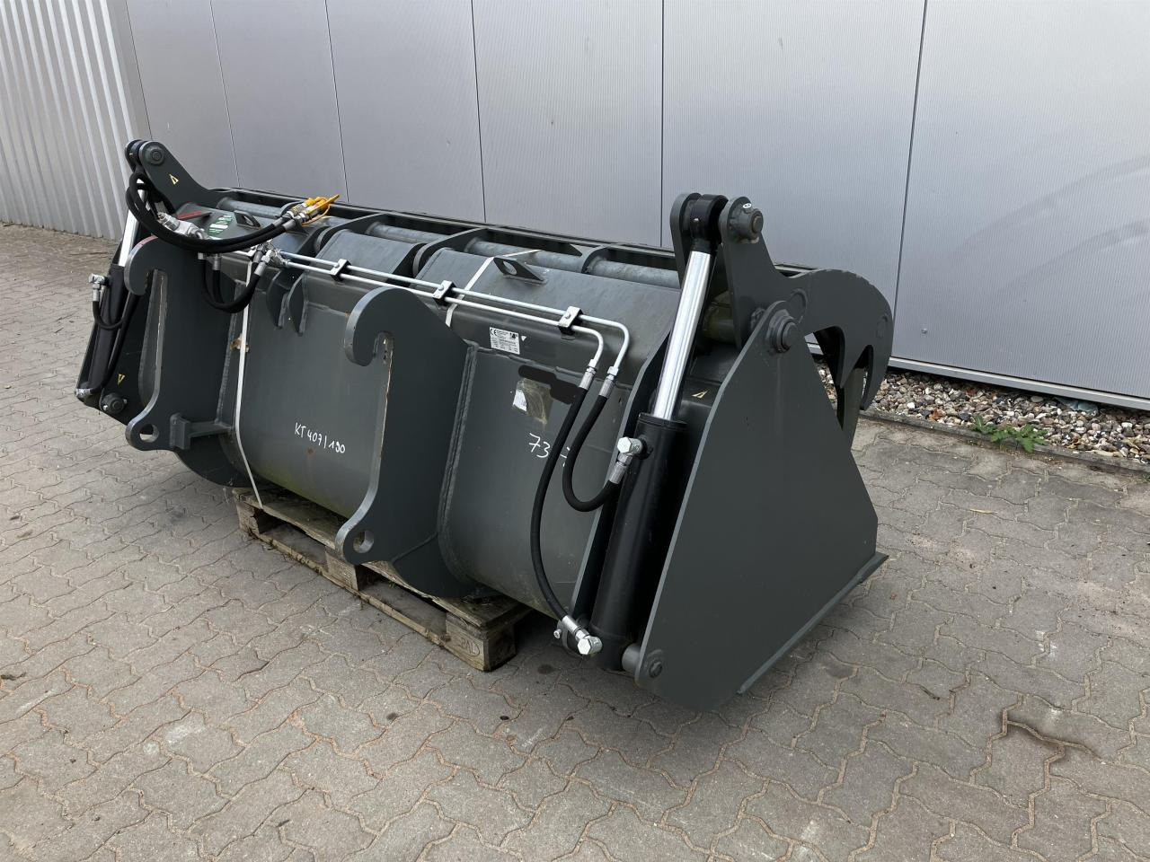 Kramer 2400 mm - Ember: gambar 4 Kramer 2400 mm - Ember: gambar 4