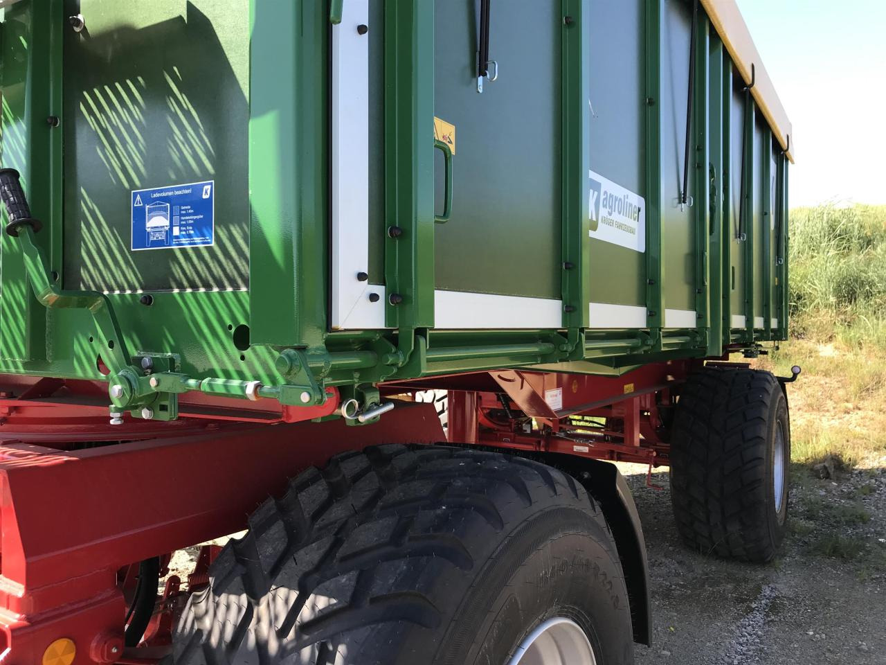 Kröger HKD 302 - Trailer jungkit: gambar 2 Kröger HKD 302 - Trailer jungkit: gambar 2