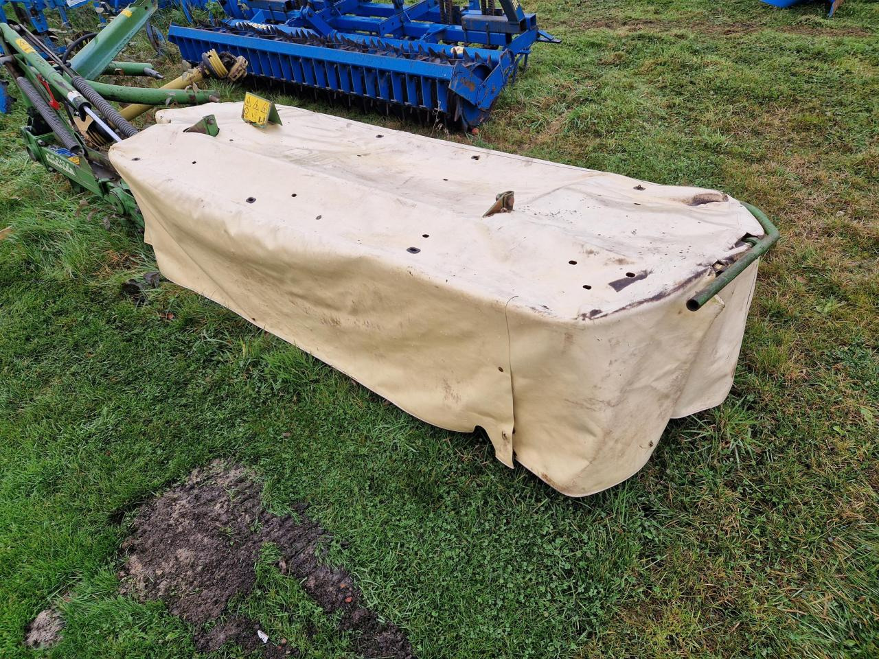 Krone AM 243S - Mesin pemotong padang rumput: gambar 2 Krone AM 243S - Mesin pemotong padang rumput: gambar 2