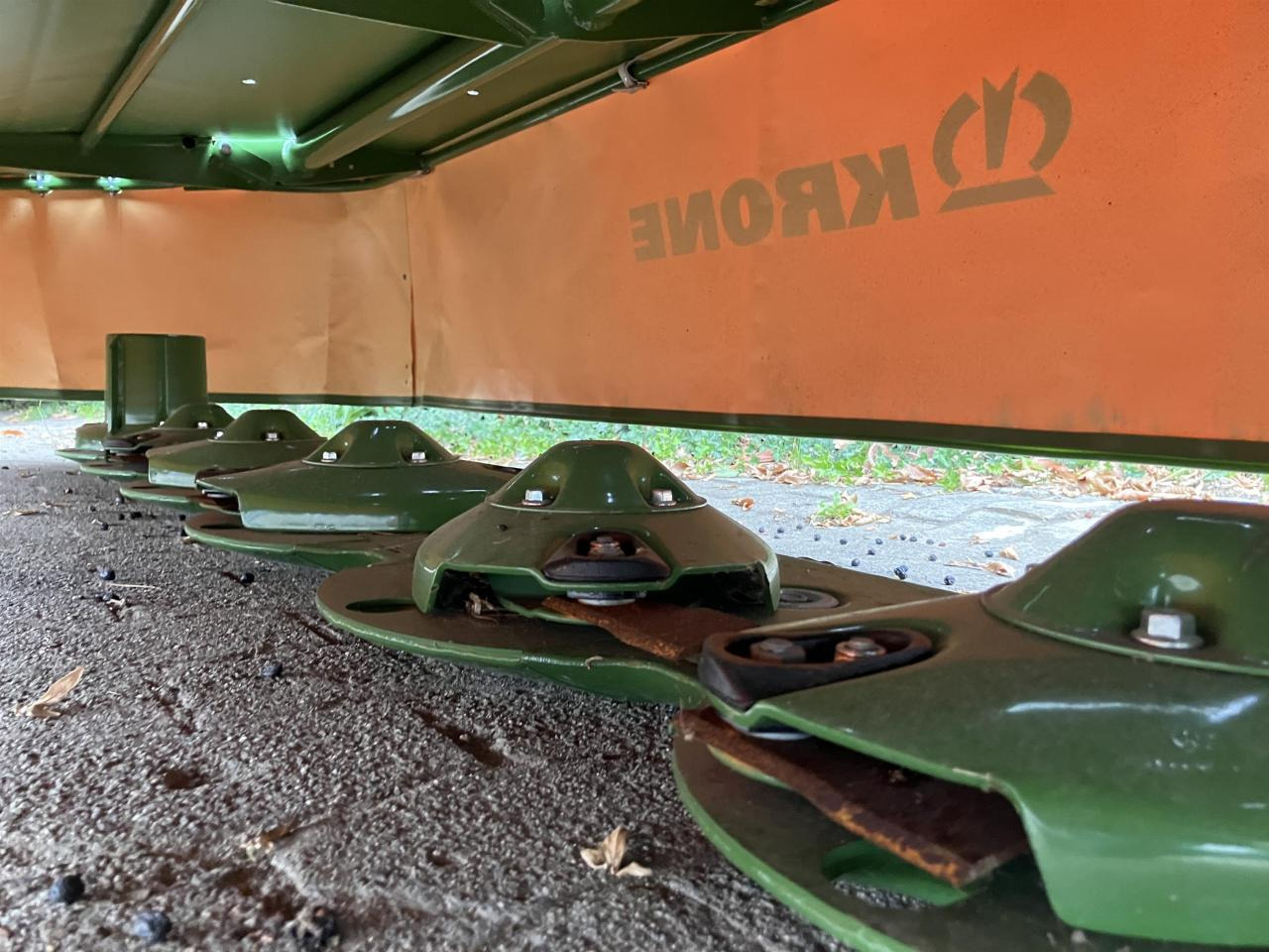 Krone ActiveMow R 280 - Mesin pemotong padang rumput: gambar 4 Krone ActiveMow R 280 - Mesin pemotong padang rumput: gambar 4