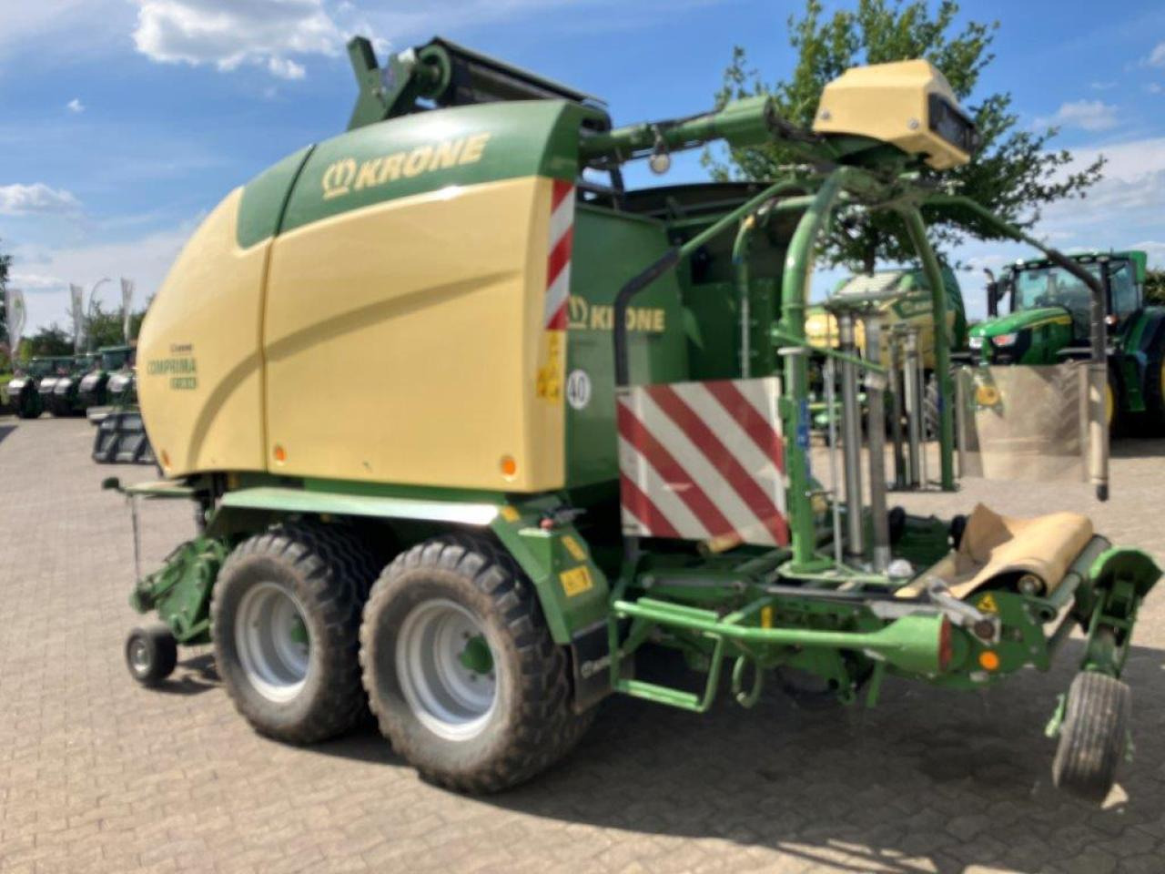 Krone CF 155 XC Comprima - Baler bulat: gambar 5 Krone CF 155 XC Comprima - Baler bulat: gambar 5
