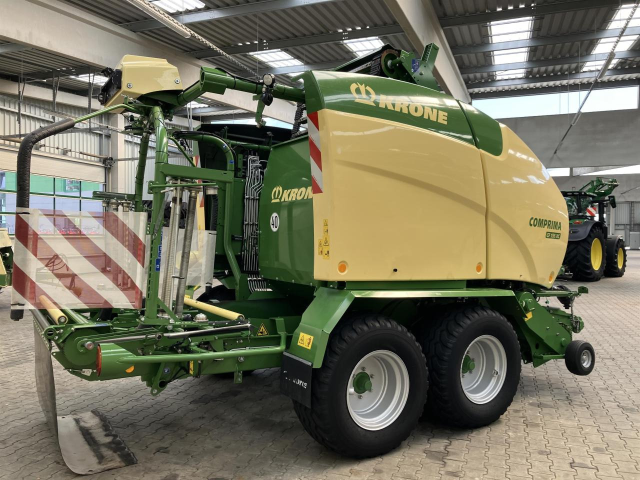 Krone CF 155 XC Comprima - Baler bulat: gambar 5 Krone CF 155 XC Comprima - Baler bulat: gambar 5