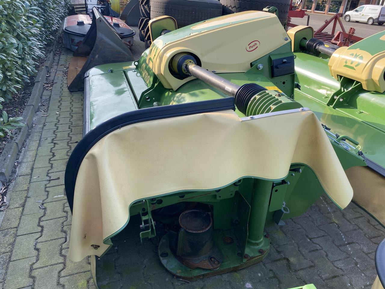 Krone EC F 320 CV - Mesin pemotong padang rumput: gambar 2 Krone EC F 320 CV - Mesin pemotong padang rumput: gambar 2