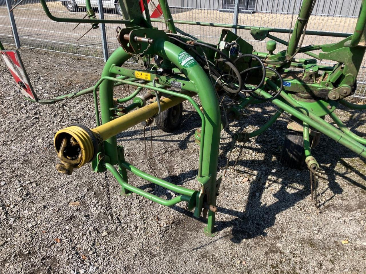 Krone KW7.70/6x7 - Tedder/ Menyapu: gambar 3 Krone KW7.70/6x7 - Tedder/ Menyapu: gambar 3