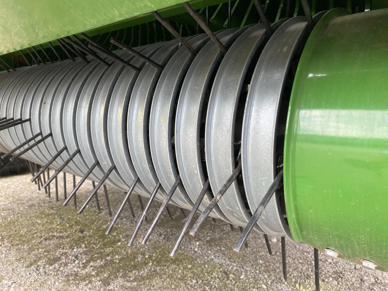 Krone MX 370 GD - Keranjang pemuatan sendiri: gambar 4 Krone MX 370 GD - Keranjang pemuatan sendiri: gambar 4