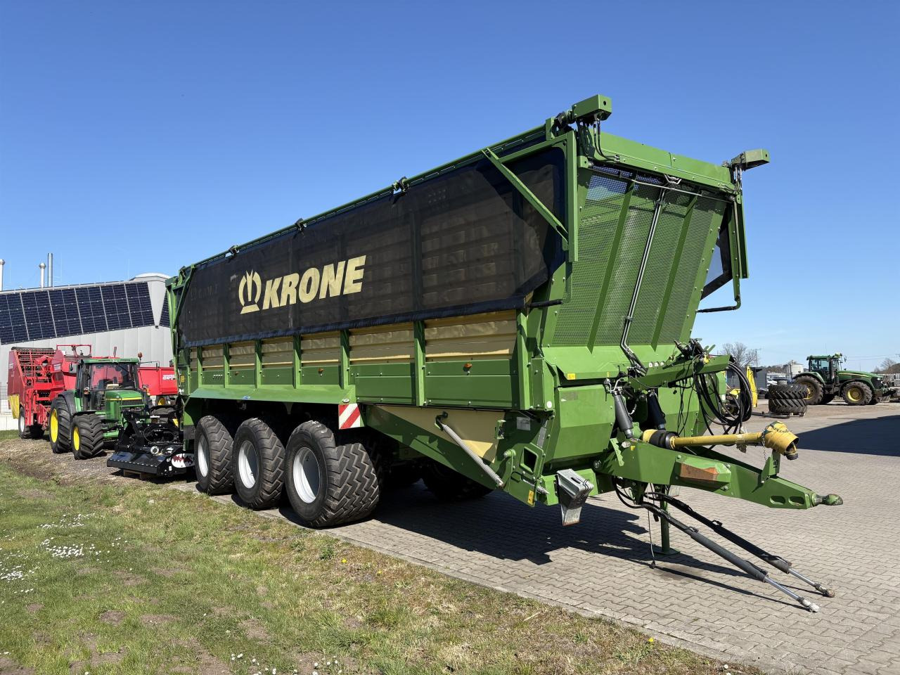 Krone TX 560 - Keranjang pemuatan sendiri: gambar 1 Krone TX 560 - Keranjang pemuatan sendiri: gambar 1