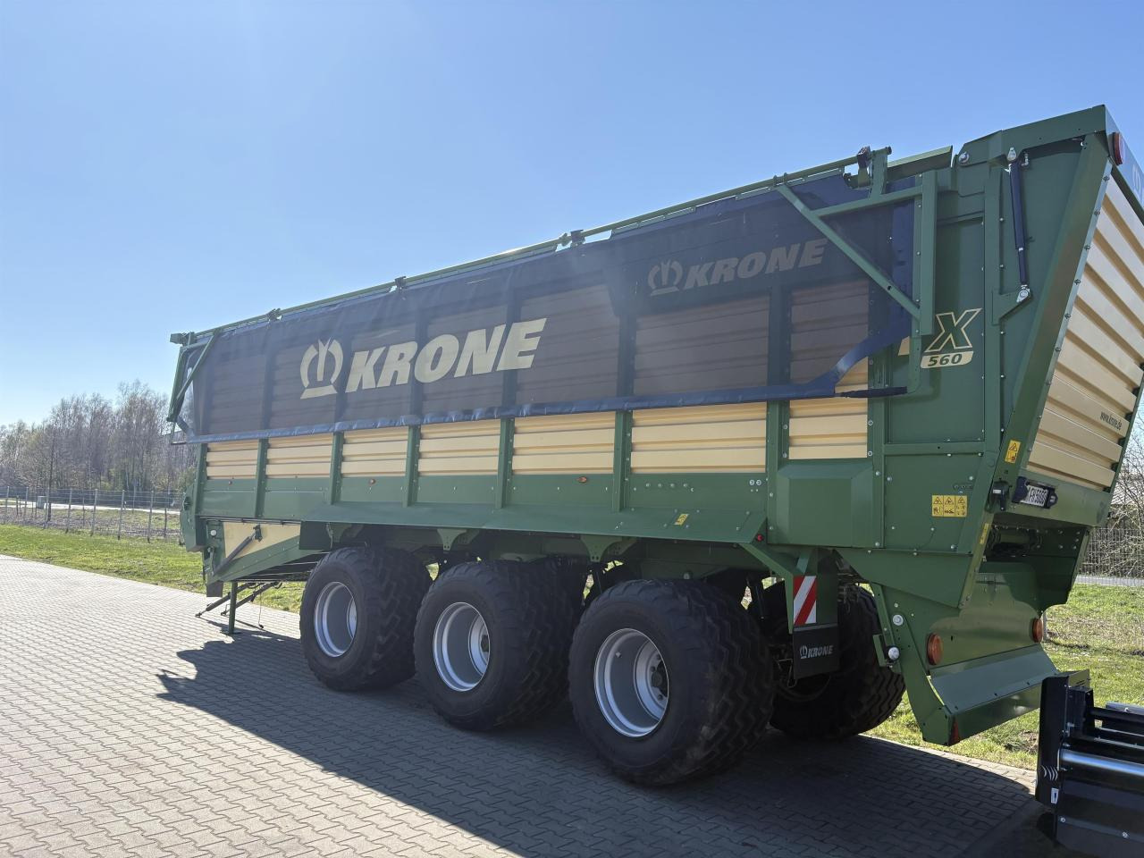 Krone TX 560 - Keranjang pemuatan sendiri: gambar 3 Krone TX 560 - Keranjang pemuatan sendiri: gambar 3
