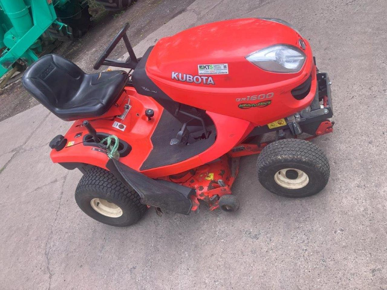 Kubota GR1600-ID-II - Mesin pemotong rumput: gambar 3 Kubota GR1600-ID-II - Mesin pemotong rumput: gambar 3