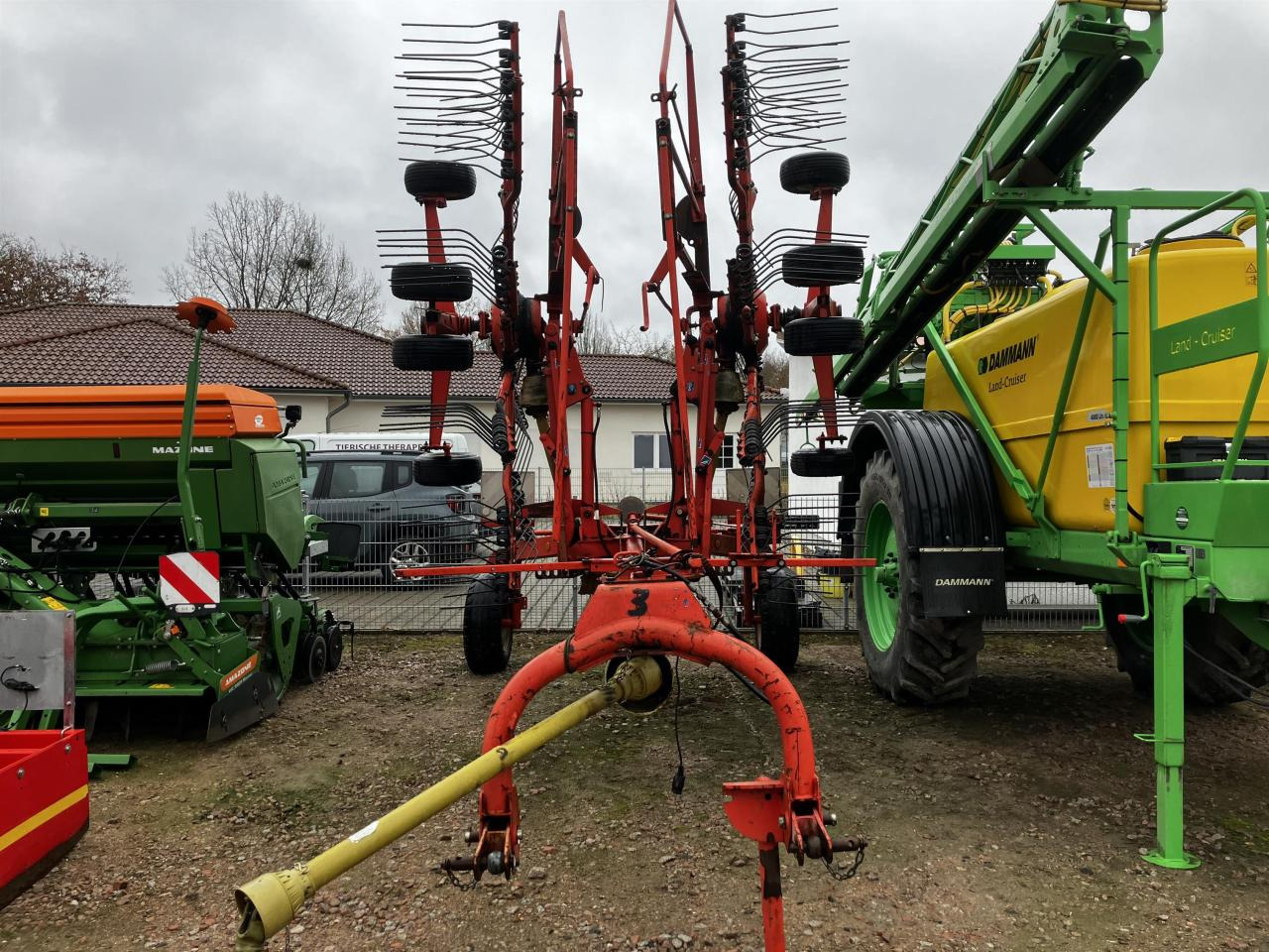 Kuhn GA 7501 - Tedder/ Menyapu: gambar 2 Kuhn GA 7501 - Tedder/ Menyapu: gambar 2