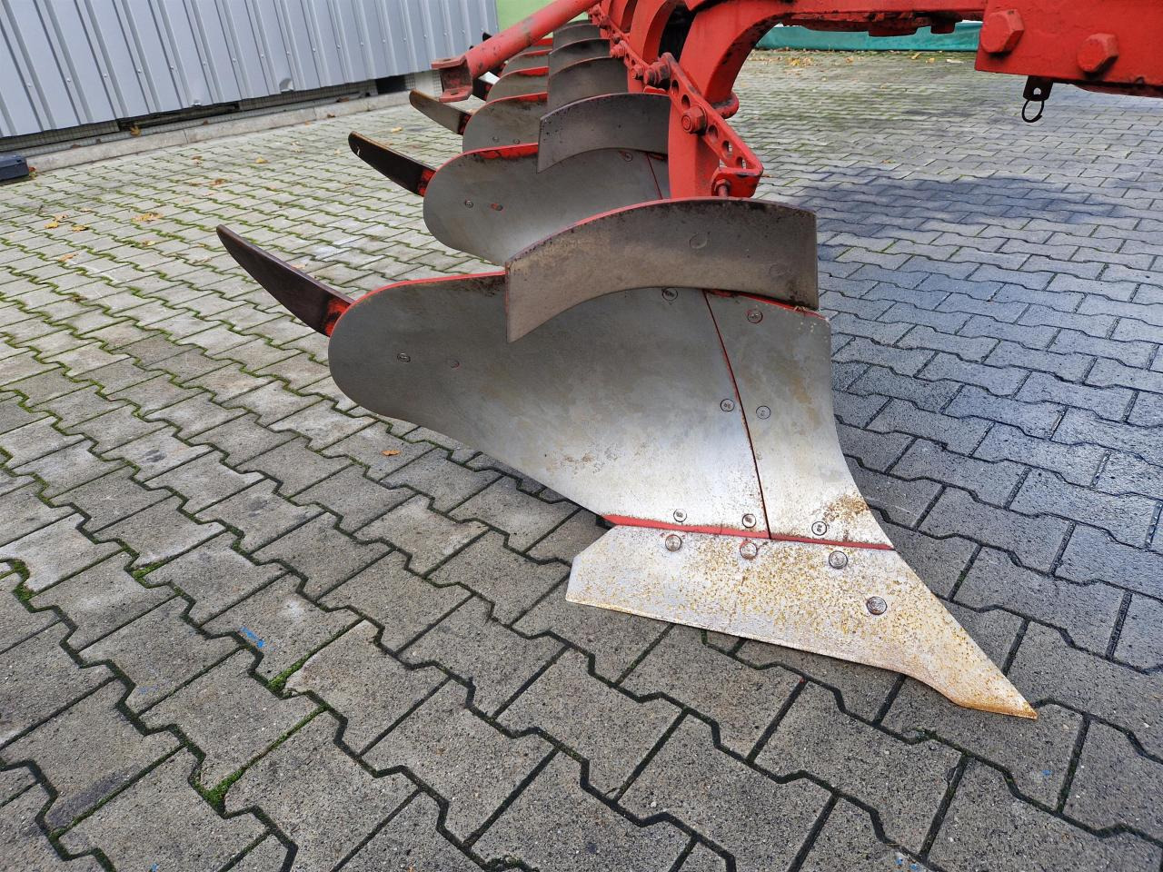 Niemeyer 6-Schar Beetpflug - Bajak: gambar 3 Niemeyer 6-Schar Beetpflug - Bajak: gambar 3